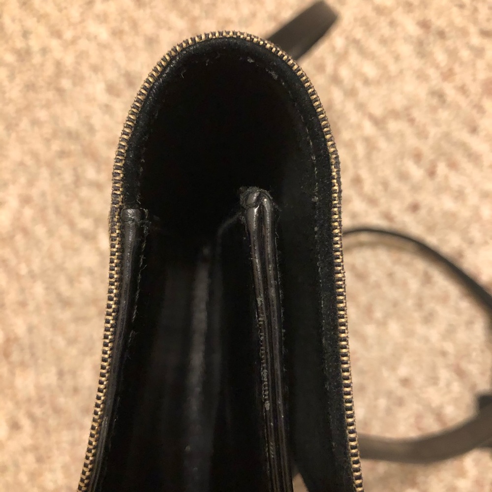 Gucci Handbag - Picture 16 of 16
